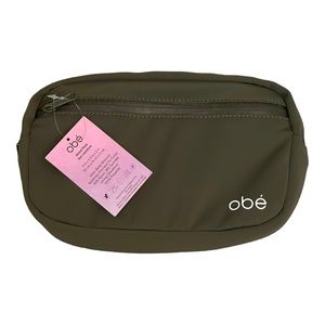 New Obé x Fabfitfun Waist Pack in olive green